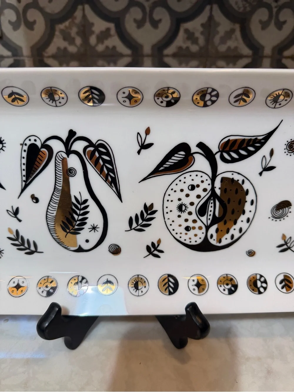 MID-CENTURY GEORGES BRIARD TRAY MILK GLASS DISH “FORBIDDEN FRUIT” 22K DETAILS